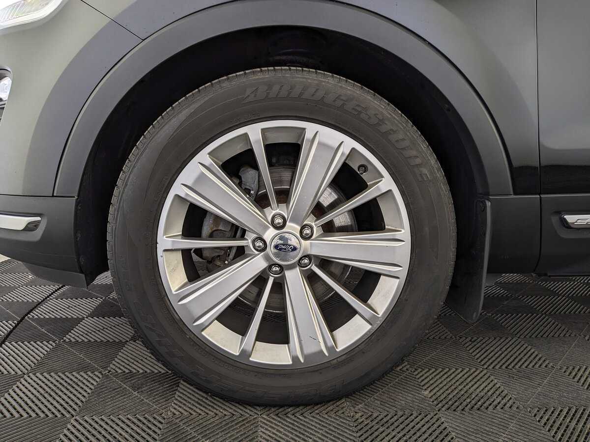 Купить Ford Explorer с пробегом. Фото: #10