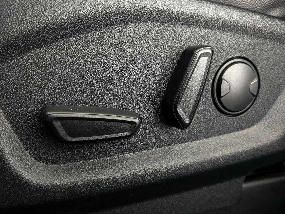 Купить Ford Explorer с пробегом. Фото: #24