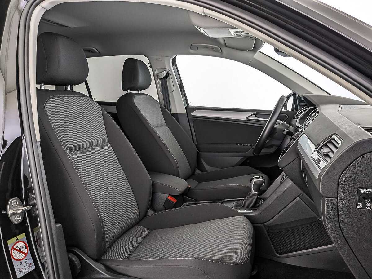 Купить Volkswagen Tiguan с пробегом. Фото: #23