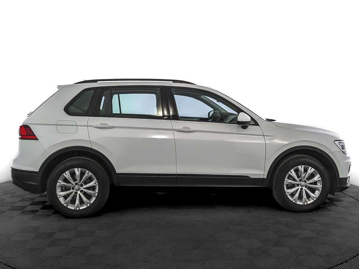 Купить Volkswagen Tiguan с пробегом. Фото: #3
