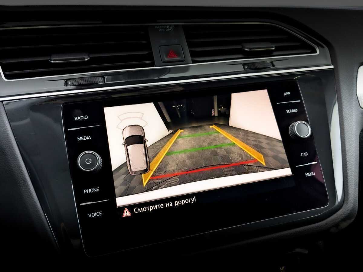 Купить Volkswagen Tiguan с пробегом. Фото: #25