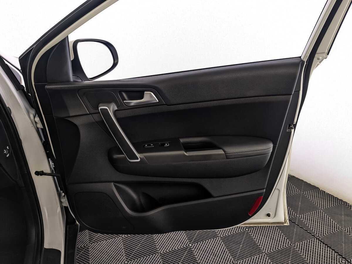 Купить Kia Sportage с пробегом. Фото: #24