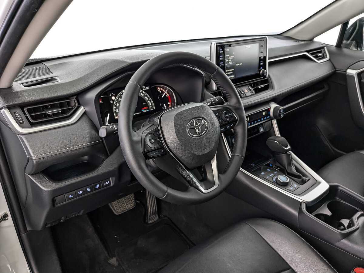 Купить Toyota RAV4 с пробегом. Фото: #14