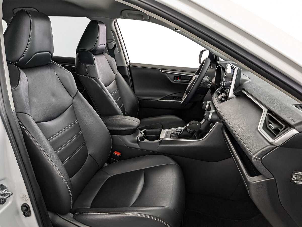 Купить Toyota RAV4 с пробегом. Фото: #23