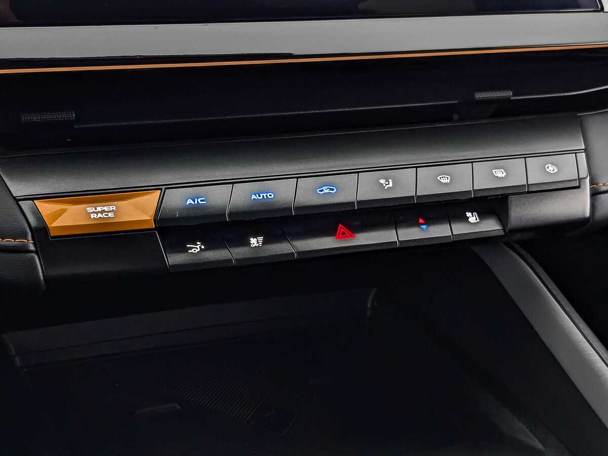 Купить Changan UNI-V с пробегом. Фото: #20