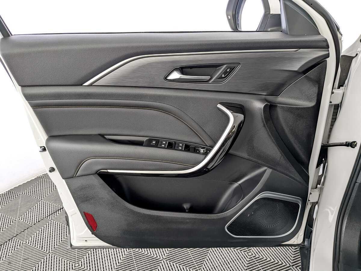 Купить FAW Bestune T77 с пробегом. Фото: #16