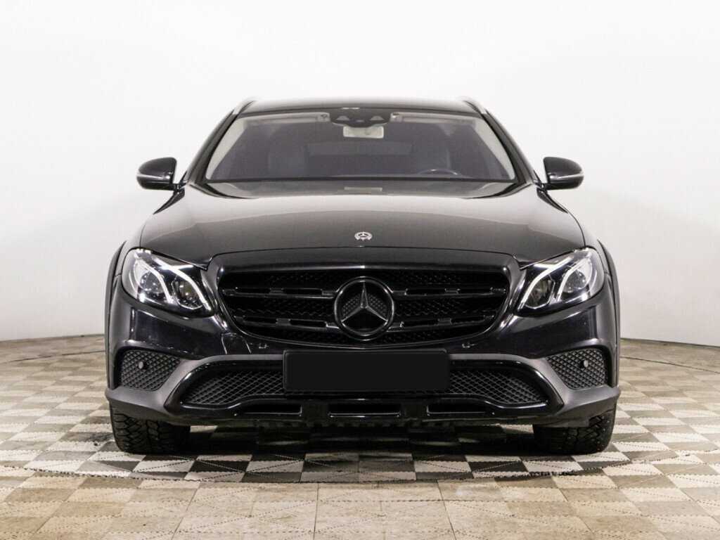 Купить Mercedes-Benz E-Класс с пробегом. Фото: #1