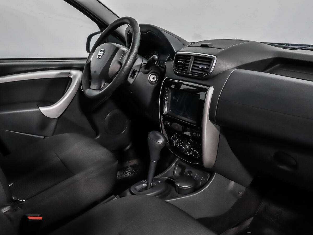 Купить Nissan Terrano с пробегом. Фото: #10