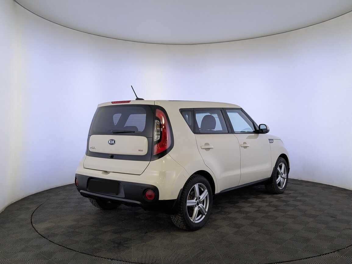 Купить Kia Soul с пробегом. Фото: #4