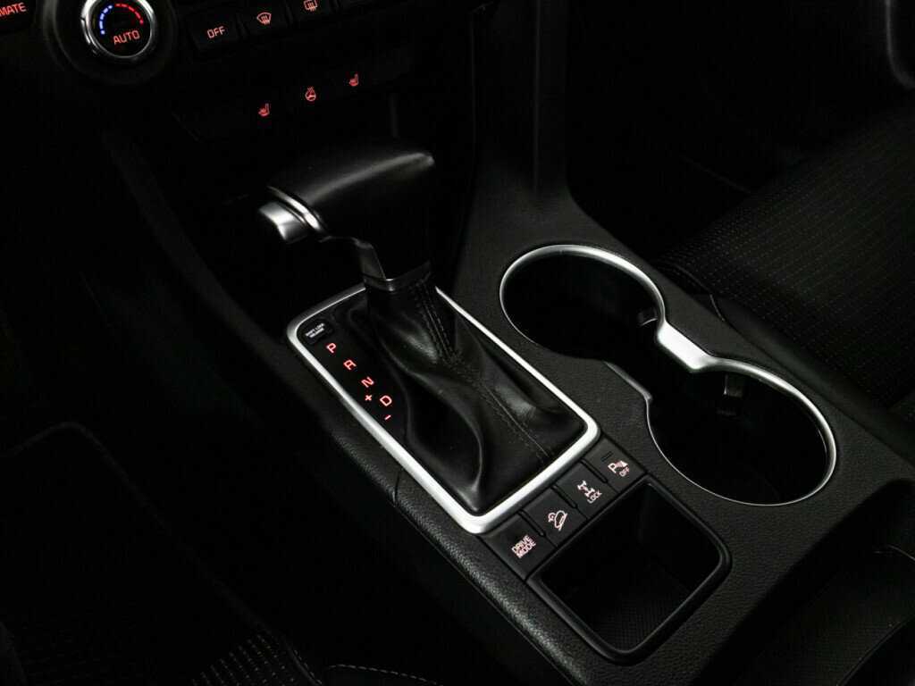 Купить Kia Sportage с пробегом. Фото: #17