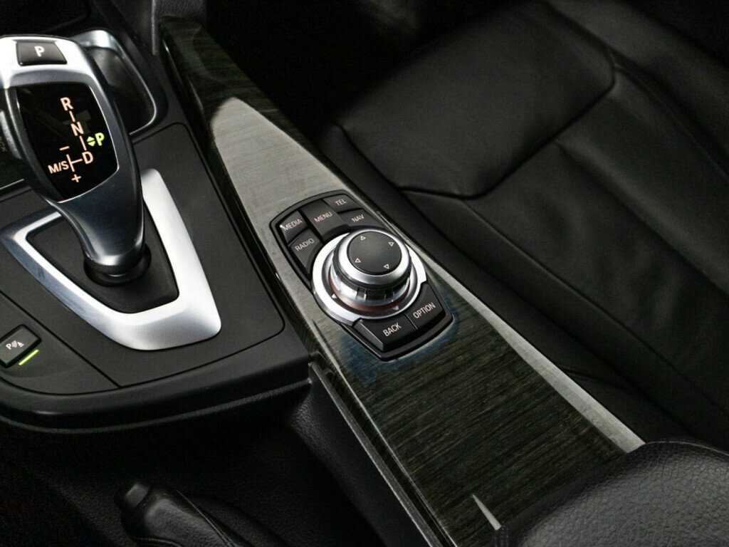 Купить BMW 3 серии с пробегом. Фото: #18