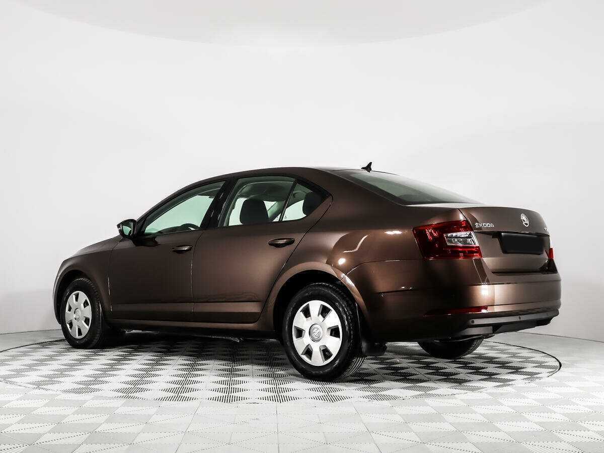 Купить Skoda Octavia с пробегом. Фото: #6