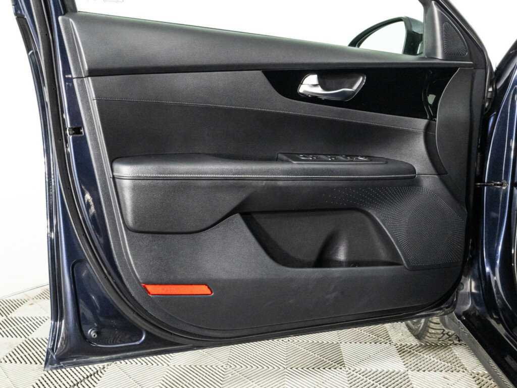 Купить Kia Cerato с пробегом. Фото: #26