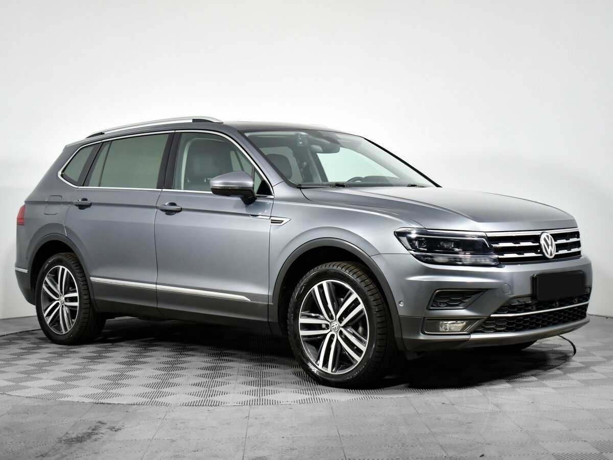 Купить Volkswagen Tiguan с пробегом. Фото: #2