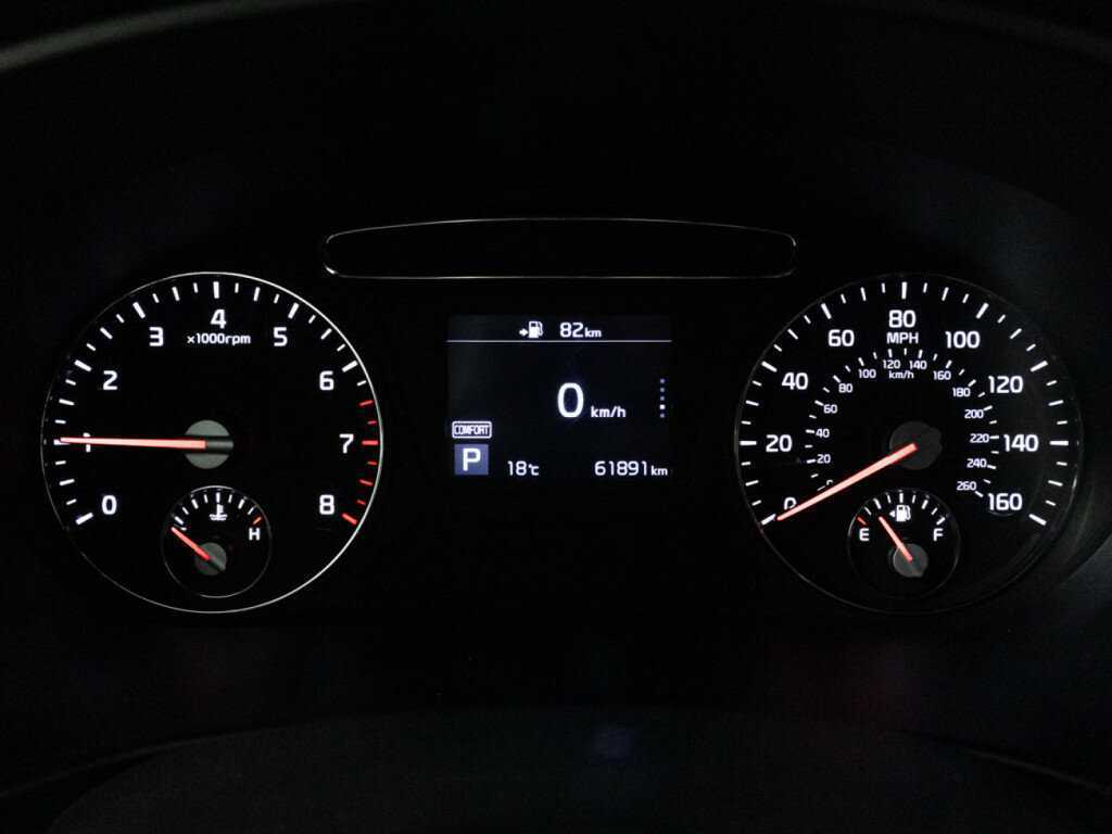 Купить Kia Sorento с пробегом. Фото: #11