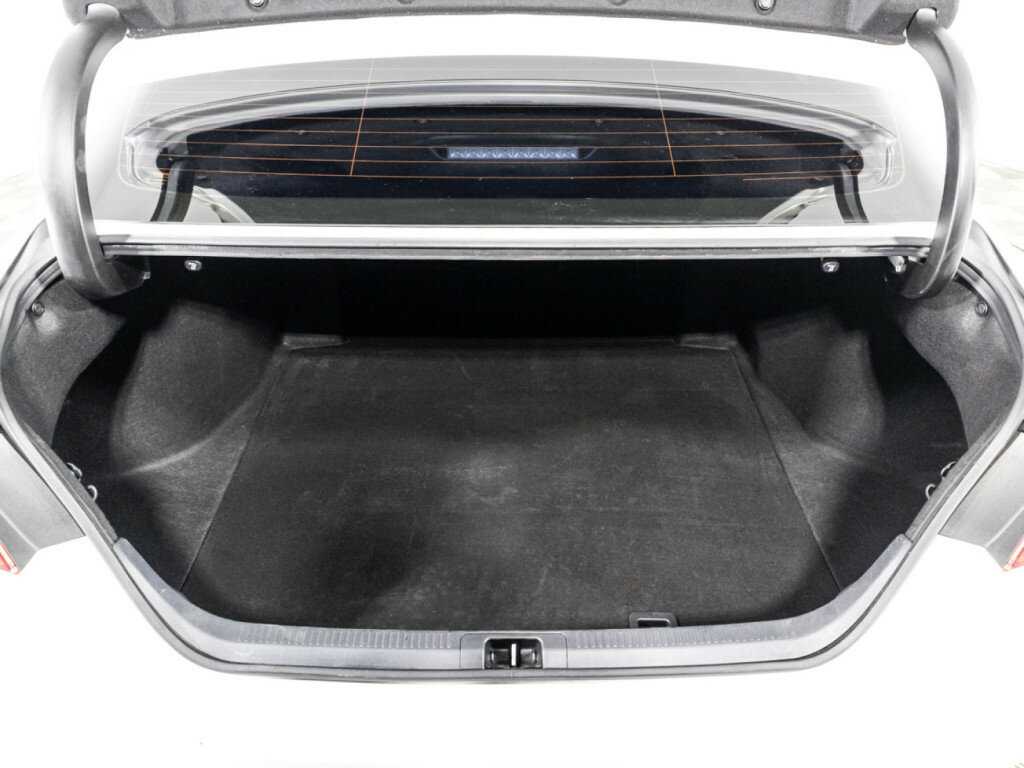Купить Toyota Camry с пробегом. Фото: #14