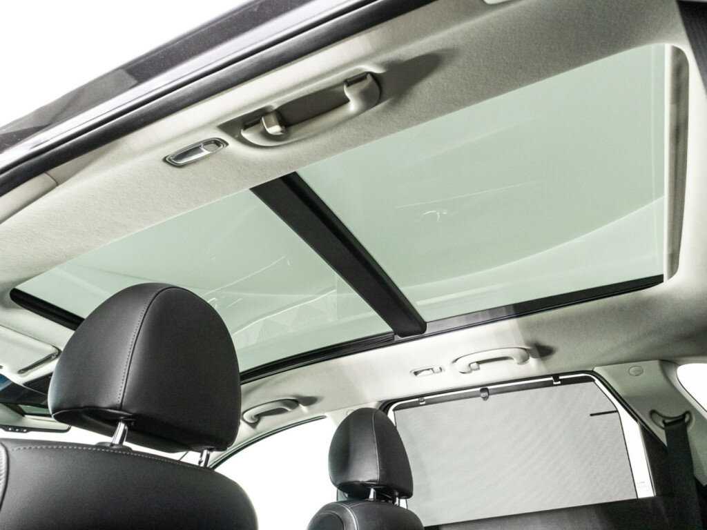 Купить Kia Sorento с пробегом. Фото: #23