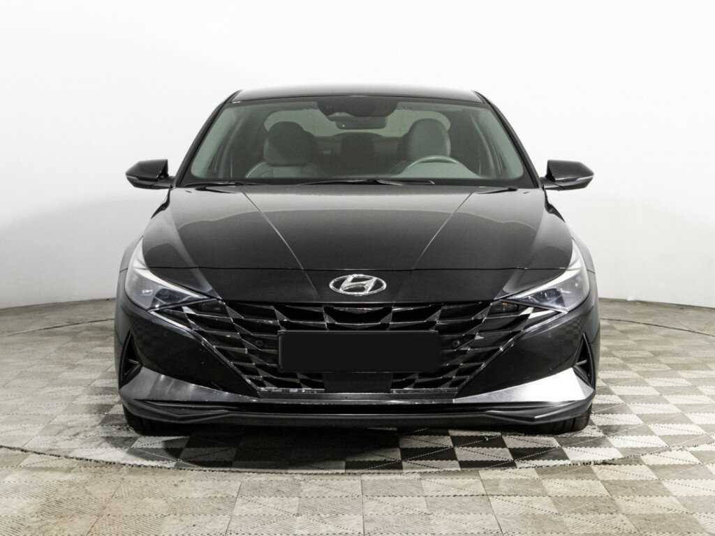 Купить Hyundai Elantra с пробегом. Фото: #1