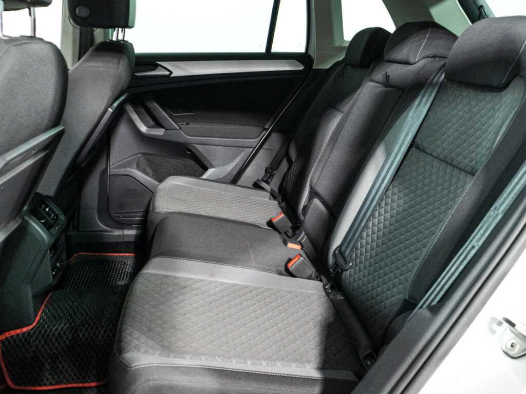 Купить Volkswagen Tiguan с пробегом. Фото: #9