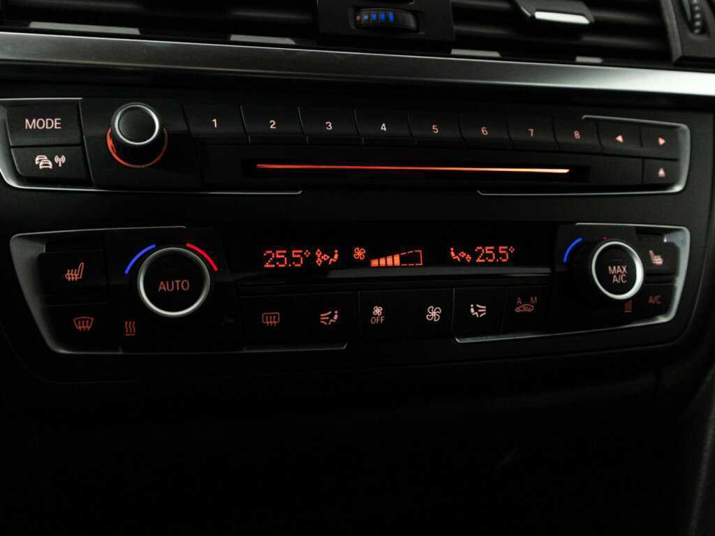 Купить BMW 3 серии с пробегом. Фото: #20