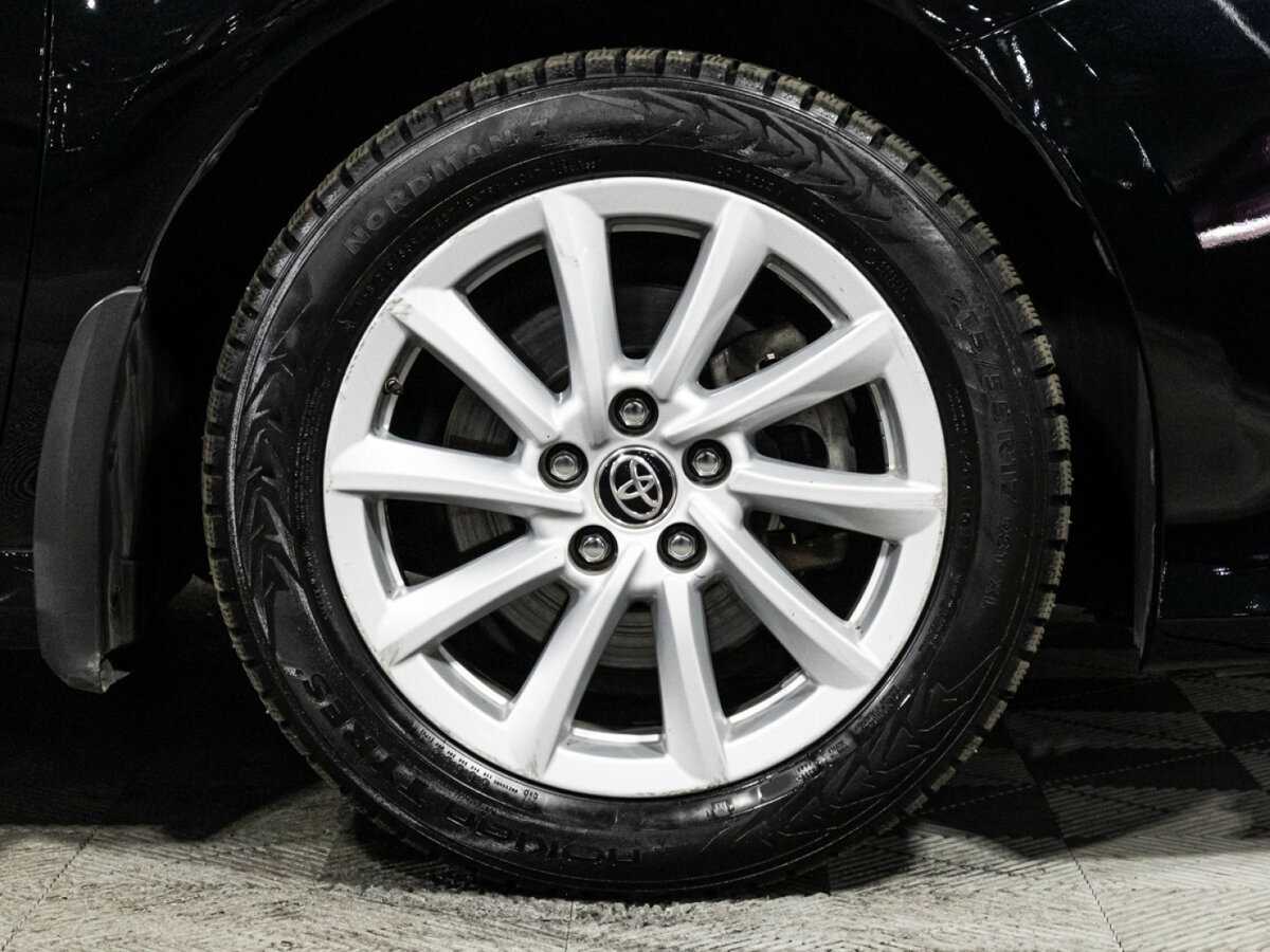 Купить Toyota Camry с пробегом. Фото: #17