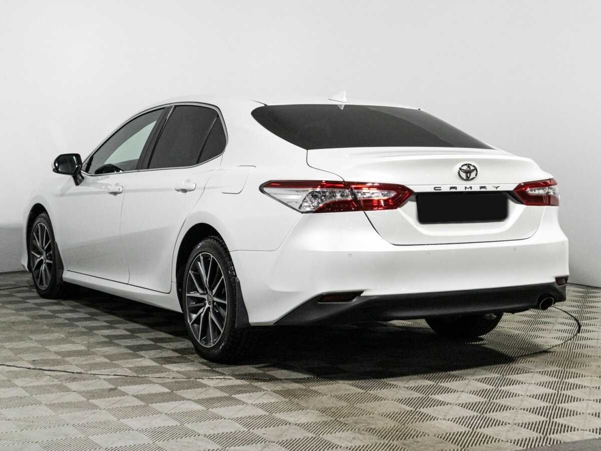 Купить Toyota Camry с пробегом. Фото: #5