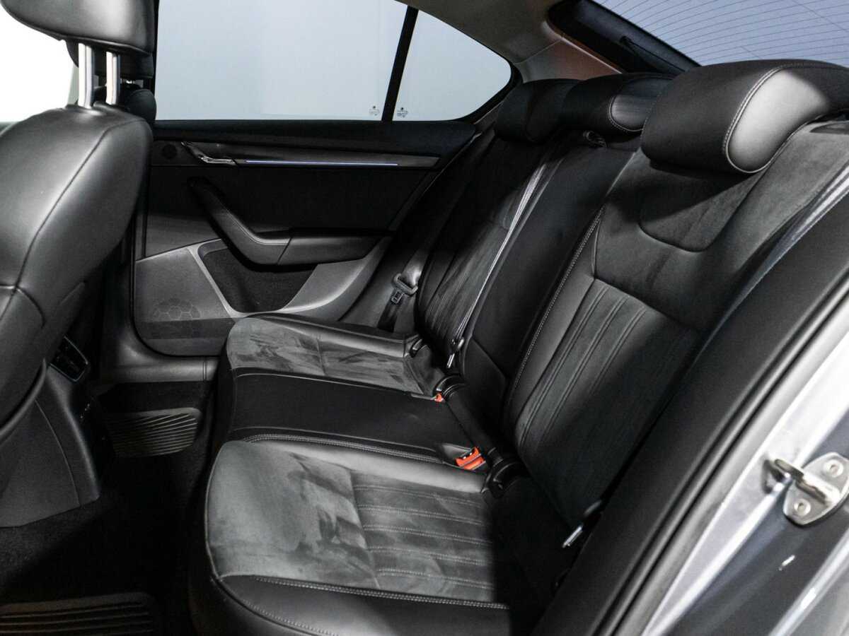 Купить Skoda Octavia с пробегом. Фото: #9