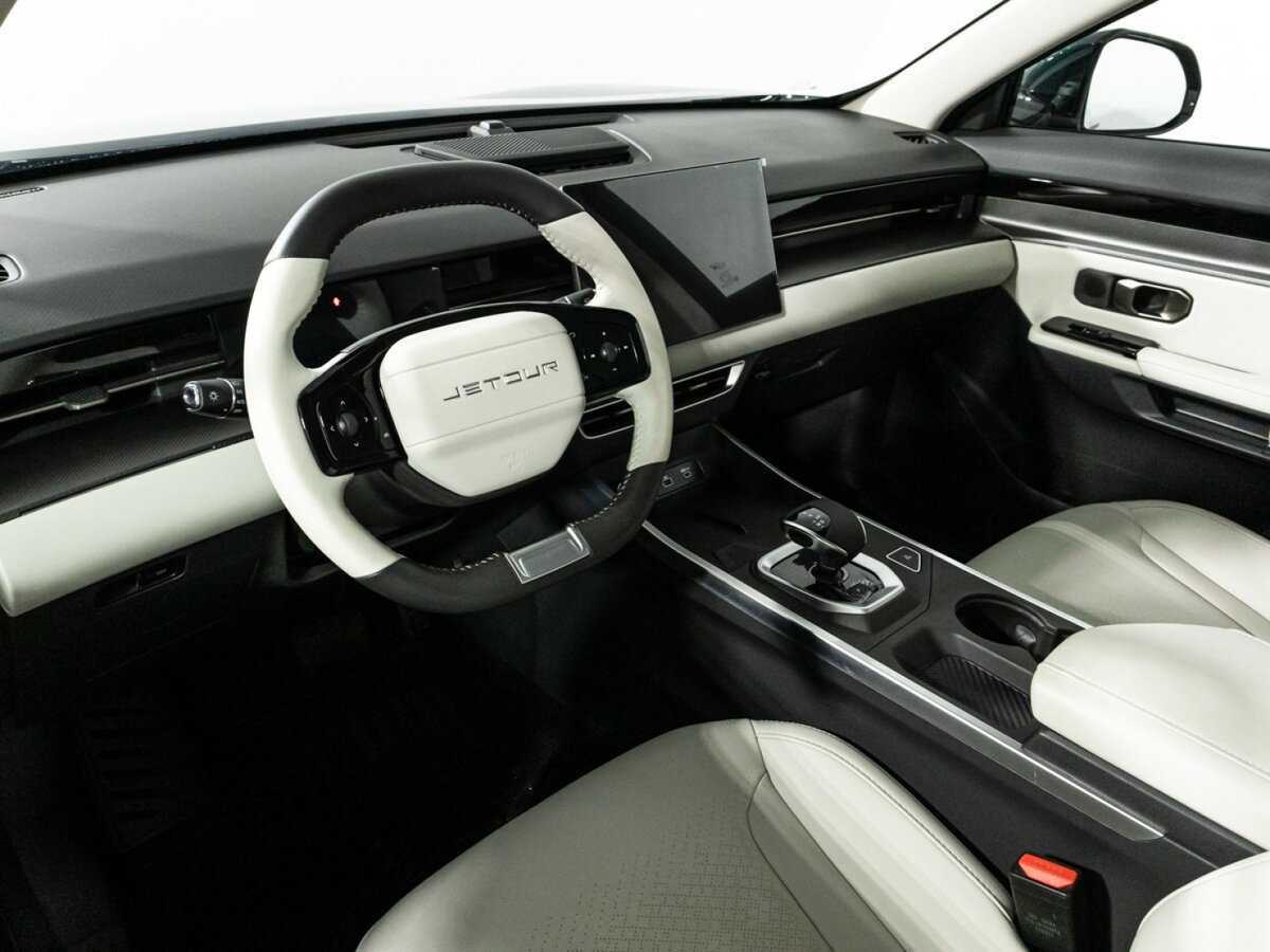 Купить Jetour Dashing с пробегом. Фото: #10
