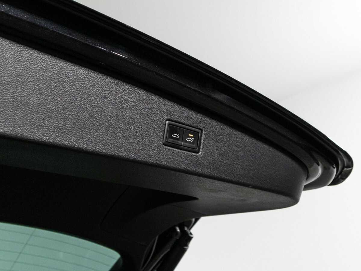 Купить Volkswagen Tiguan с пробегом. Фото: #15