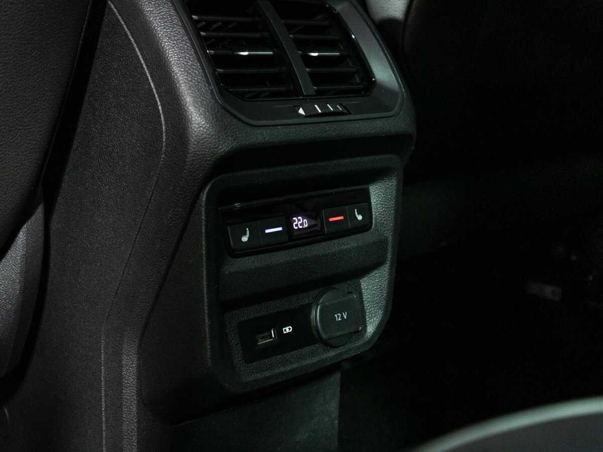 Купить Volkswagen Tiguan с пробегом. Фото: #21