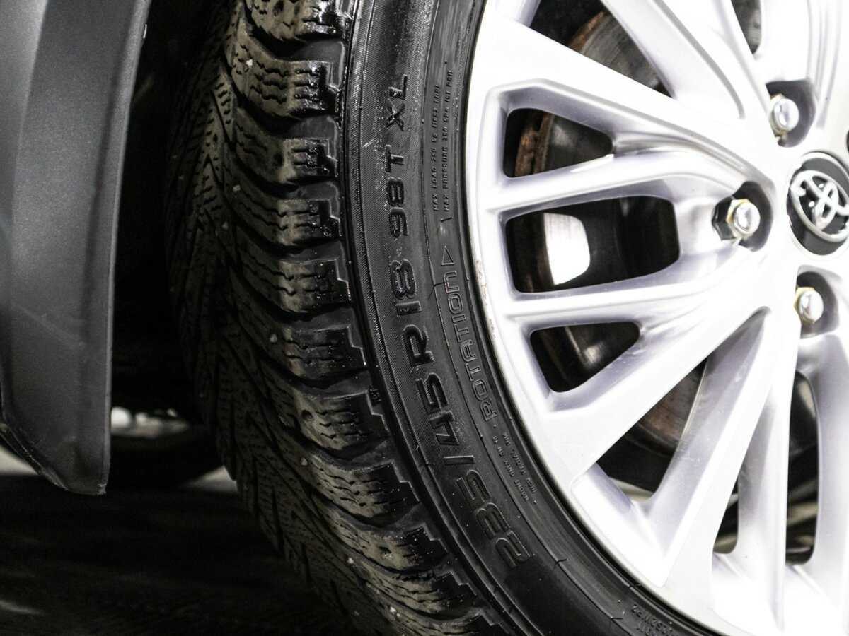 Купить Toyota Camry с пробегом. Фото: #28