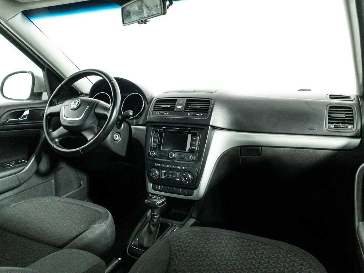 Купить Skoda Yeti с пробегом. Фото: #8