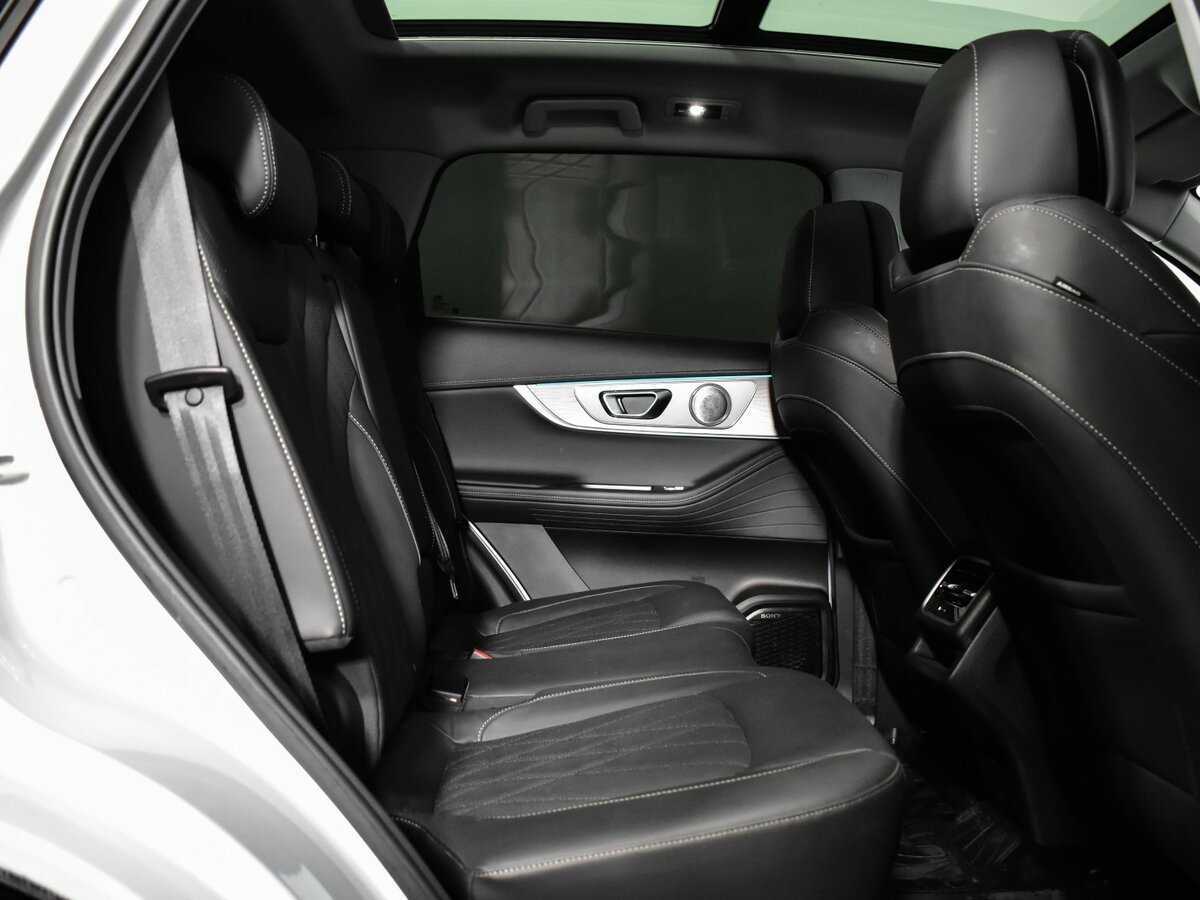 Купить Chery Tiggo 8 Pro Max с пробегом. Фото: #9