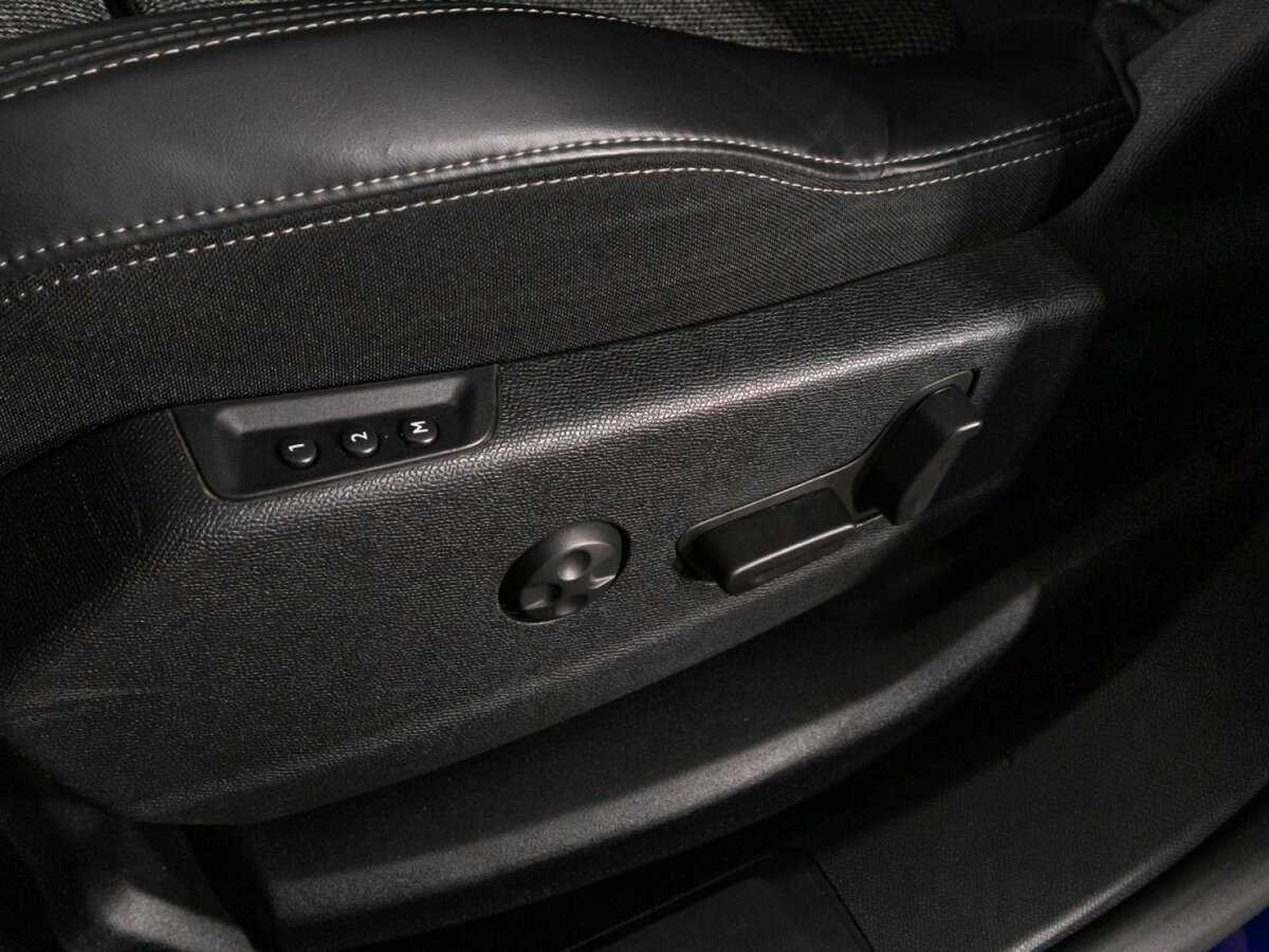 Купить Peugeot 3008 с пробегом. Фото: #14