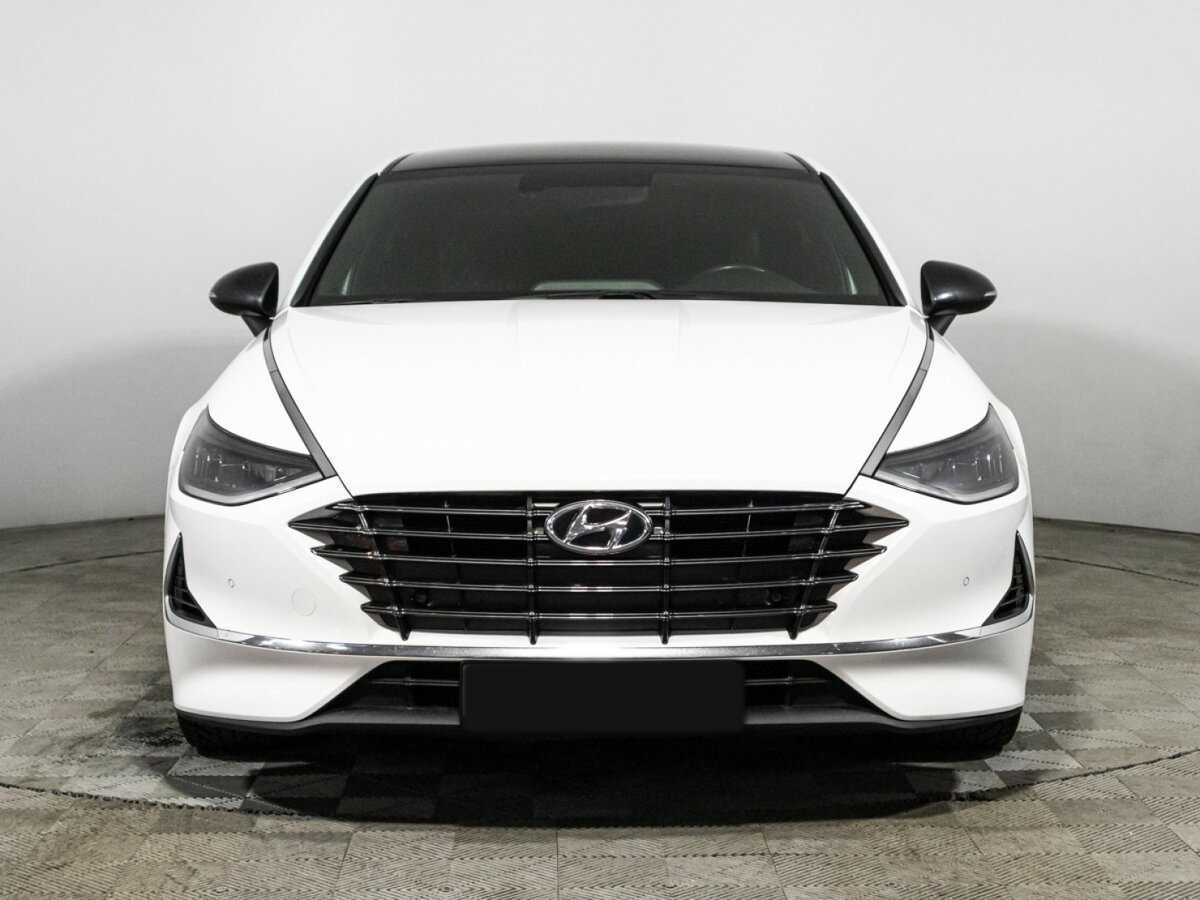Купить Hyundai Sonata с пробегом. Фото: #1