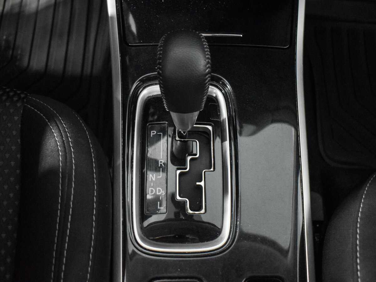 Купить Mitsubishi Outlander с пробегом. Фото: #10