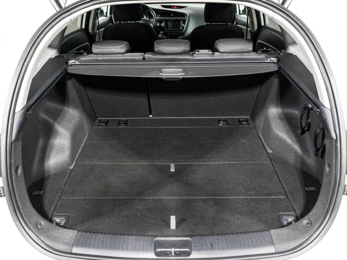 Купить Kia Ceed с пробегом. Фото: #14