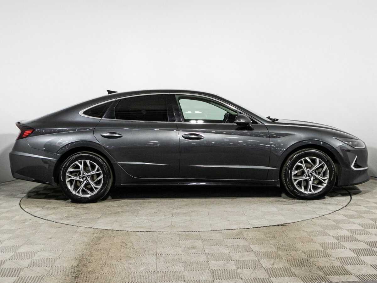 Купить Hyundai Sonata с пробегом. Фото: #3