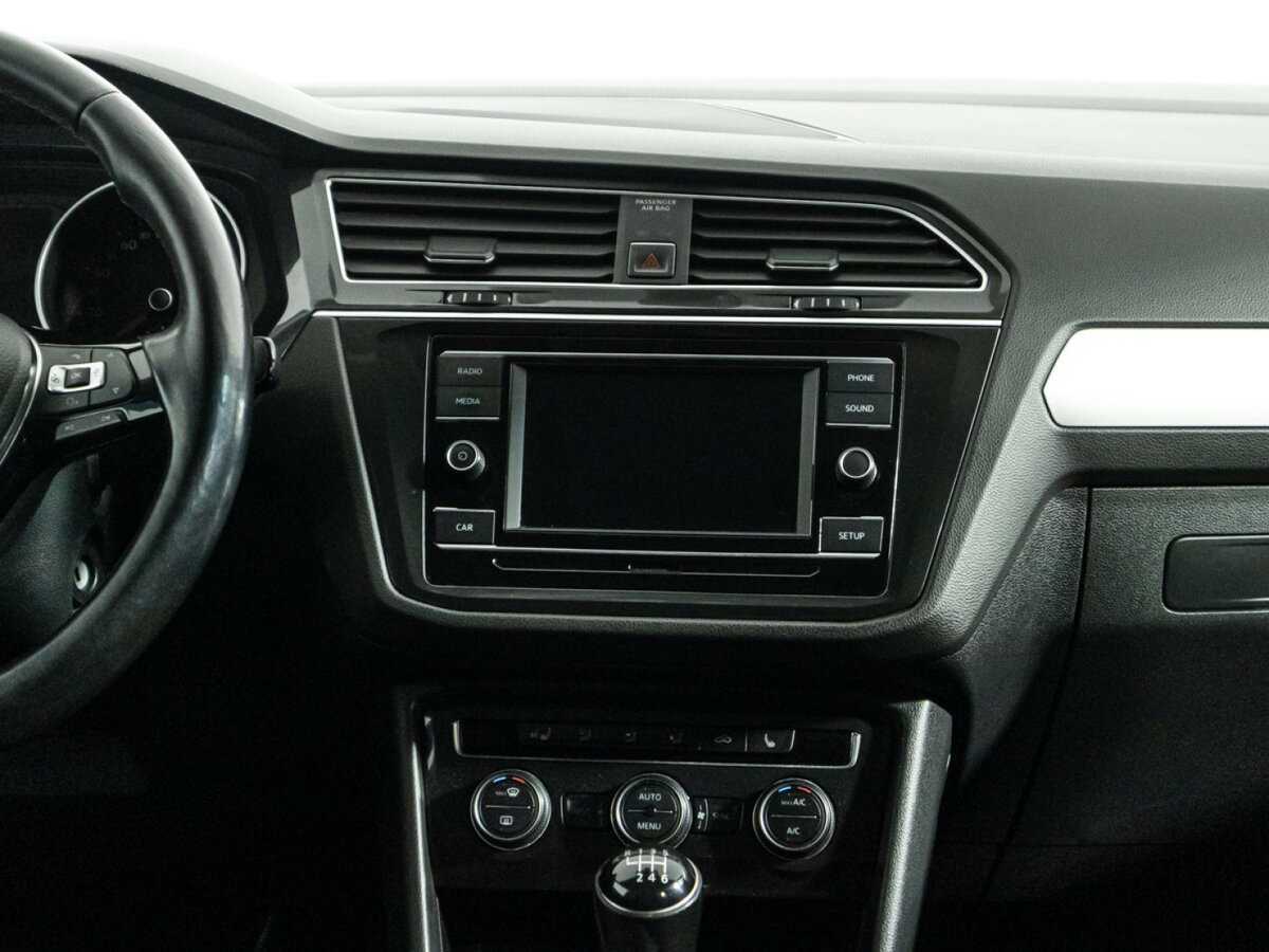 Купить Volkswagen Tiguan с пробегом. Фото: #13