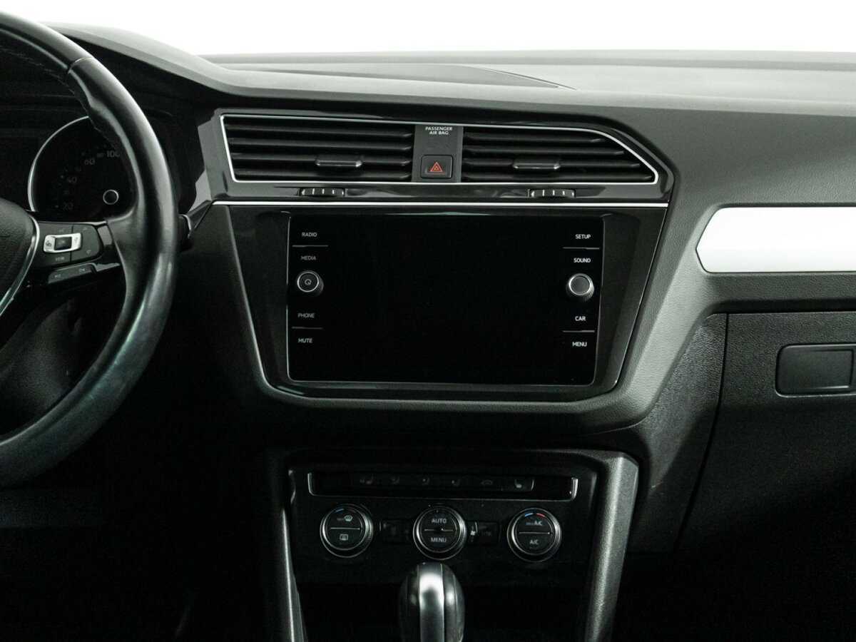 Купить Volkswagen Tiguan с пробегом. Фото: #10