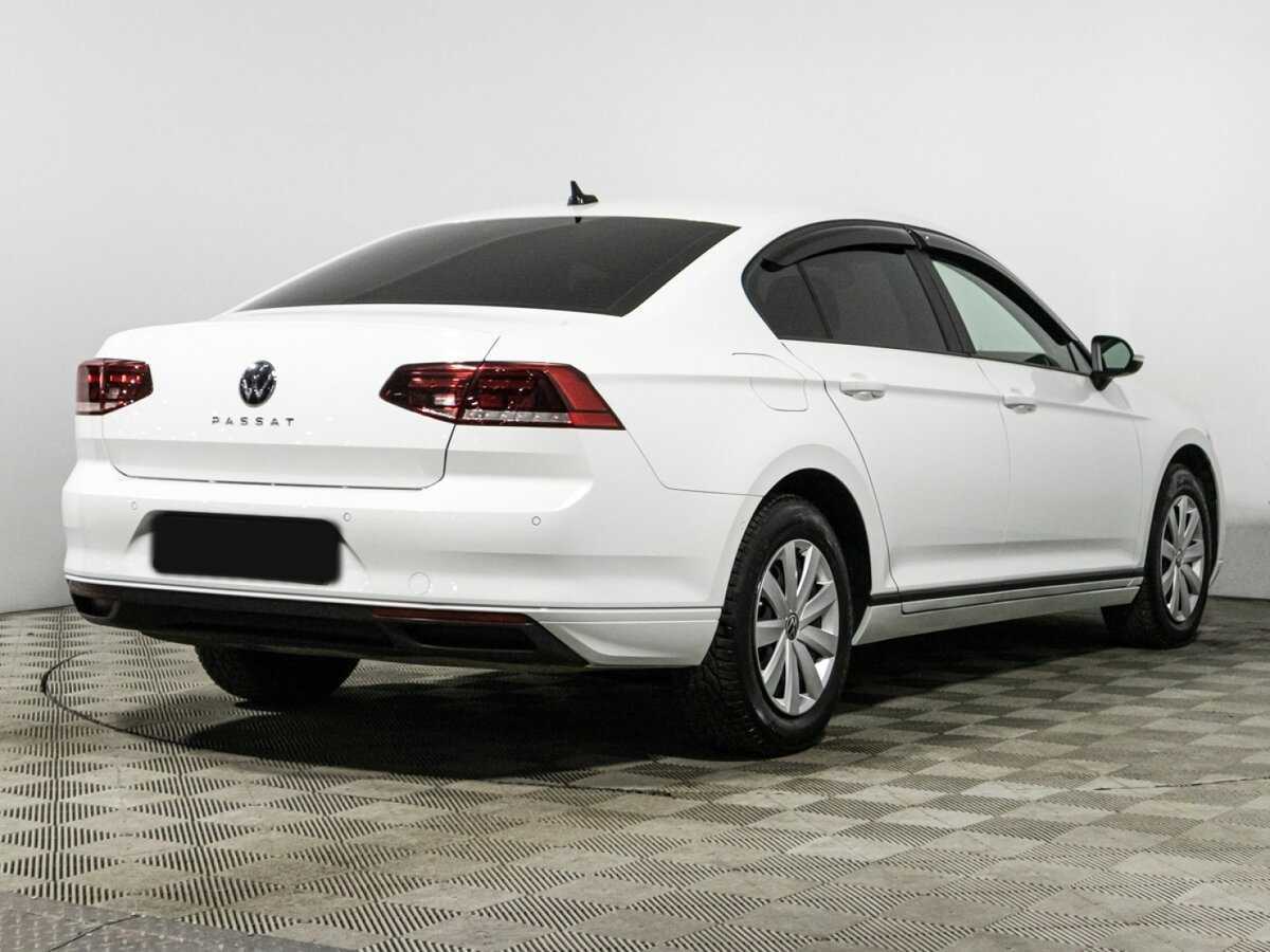 Купить Volkswagen Passat с пробегом. Фото: #4