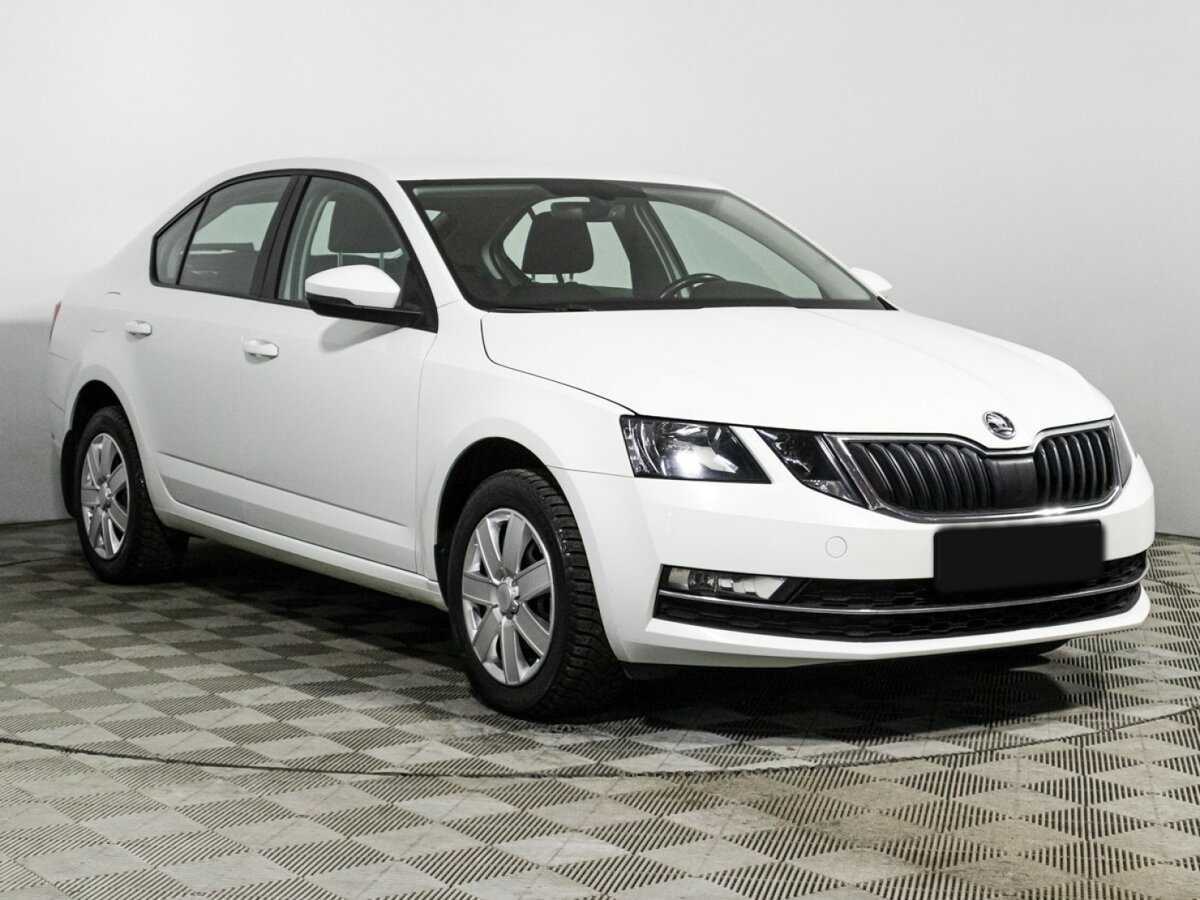Купить Skoda Octavia с пробегом. Фото: #2