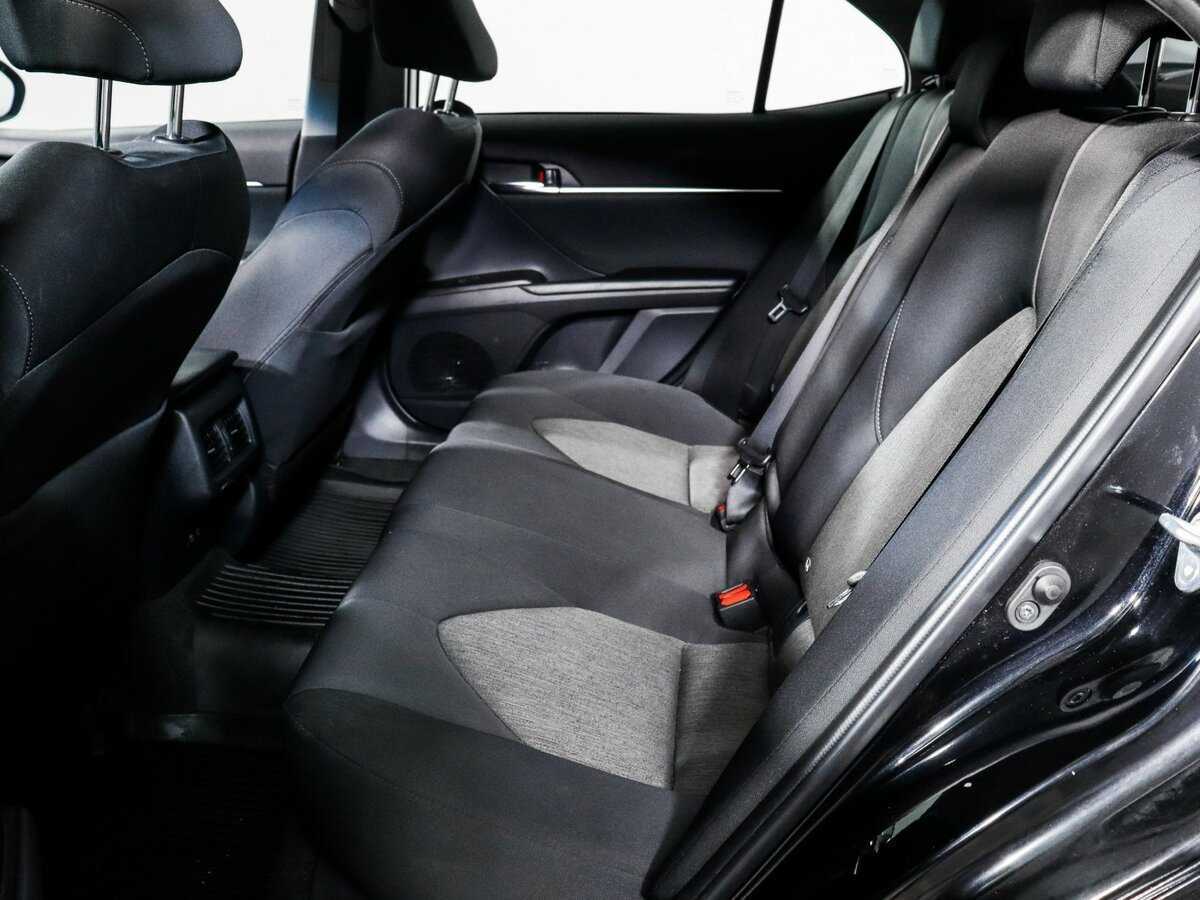 Купить Toyota Camry с пробегом. Фото: #6