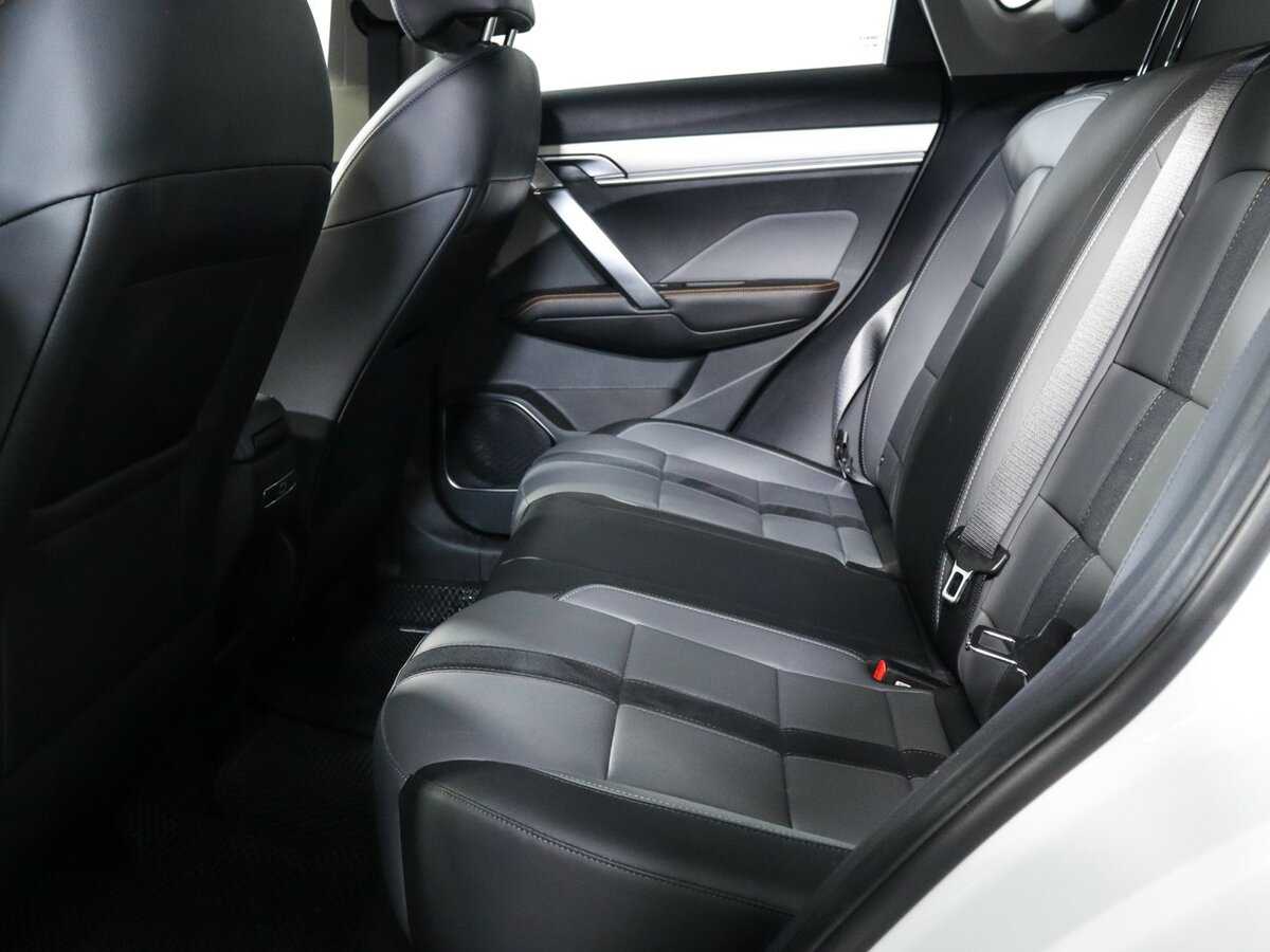 Купить Geely Coolray с пробегом. Фото: #6
