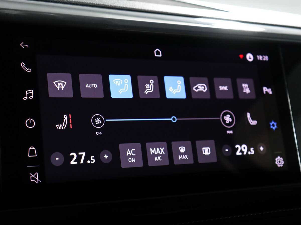 Купить Volkswagen Taos с пробегом. Фото: #15