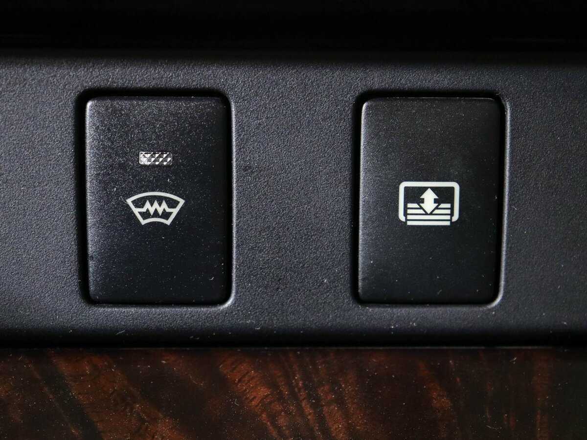 Купить Toyota Camry с пробегом. Фото: #18