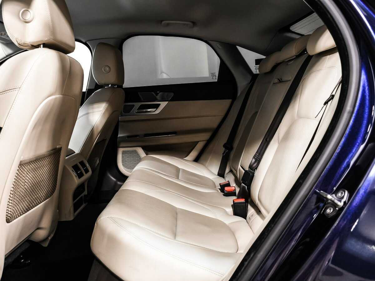 Купить Jaguar XF с пробегом. Фото: #12