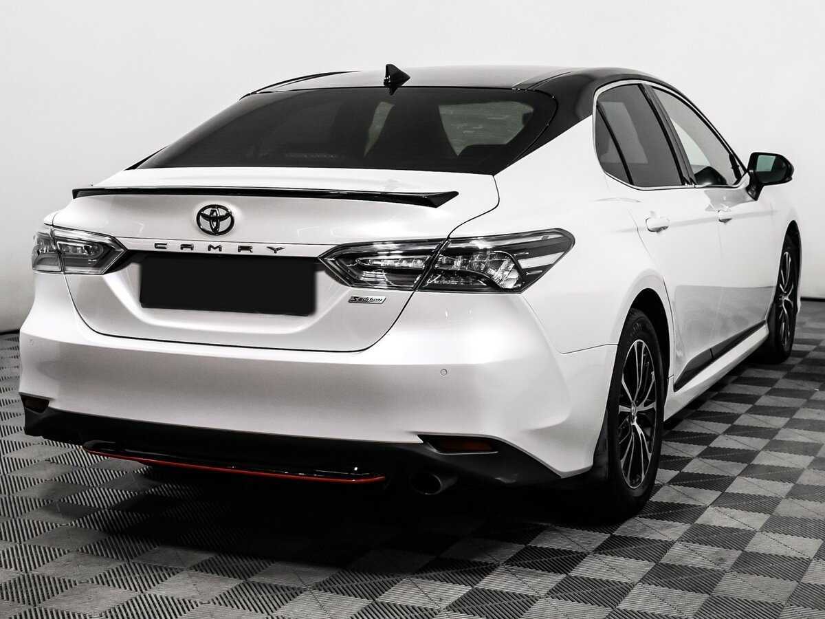 Купить Toyota Camry с пробегом. Фото: #4