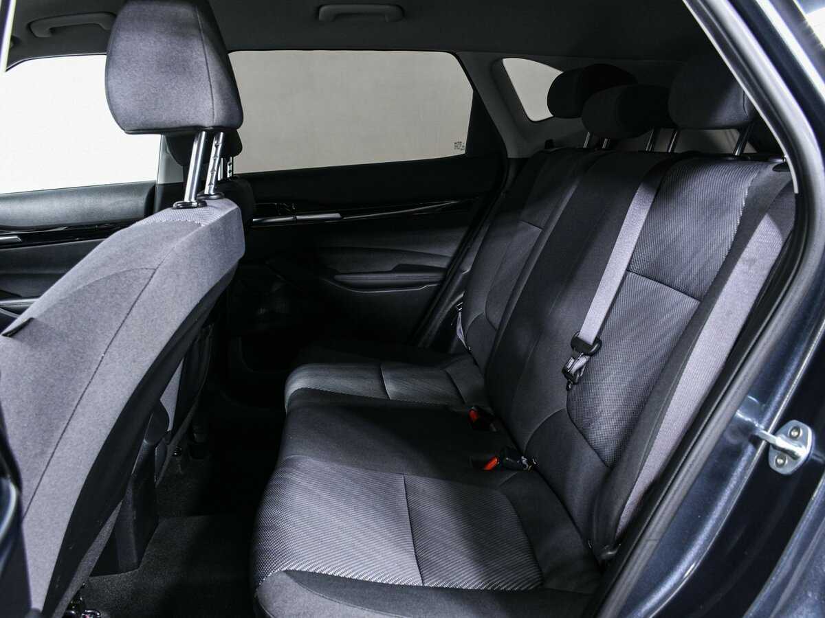 Купить Kia Seltos с пробегом. Фото: #10