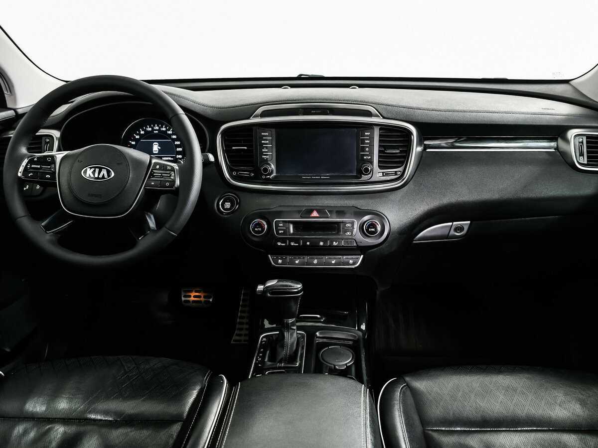 Купить Kia Sorento с пробегом. Фото: #10